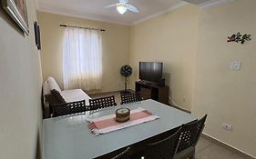 Apartamento Amplo com Suíte